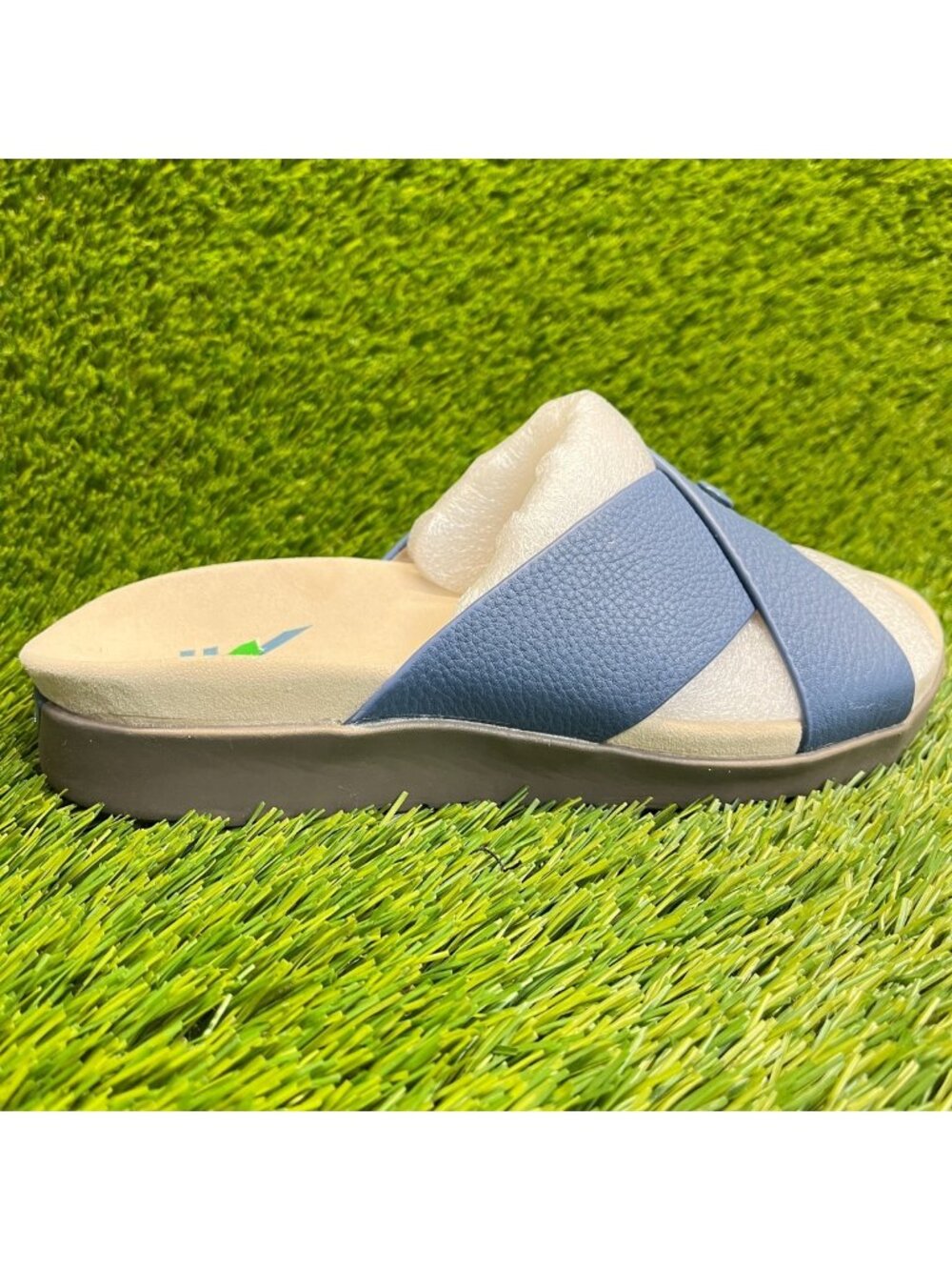 Kuru Breeze Womens Size 8 Blue Beige Beach Walking Outdoor Leather Slide Sandals